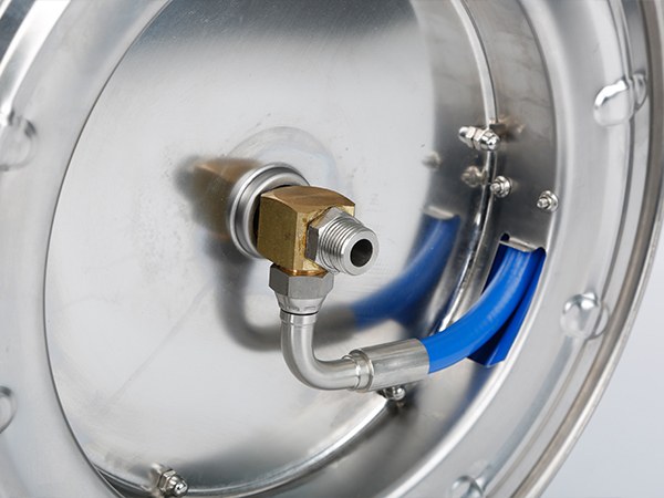 Side view of the axis detail of a hose reel.
